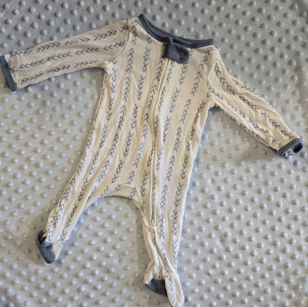 Newborn onezie